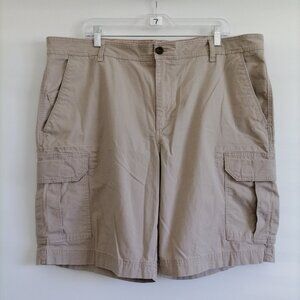 Chaps Mens Beige Flat Front High Rise Y2K Classic Stretch Cargo Shorts Size 40